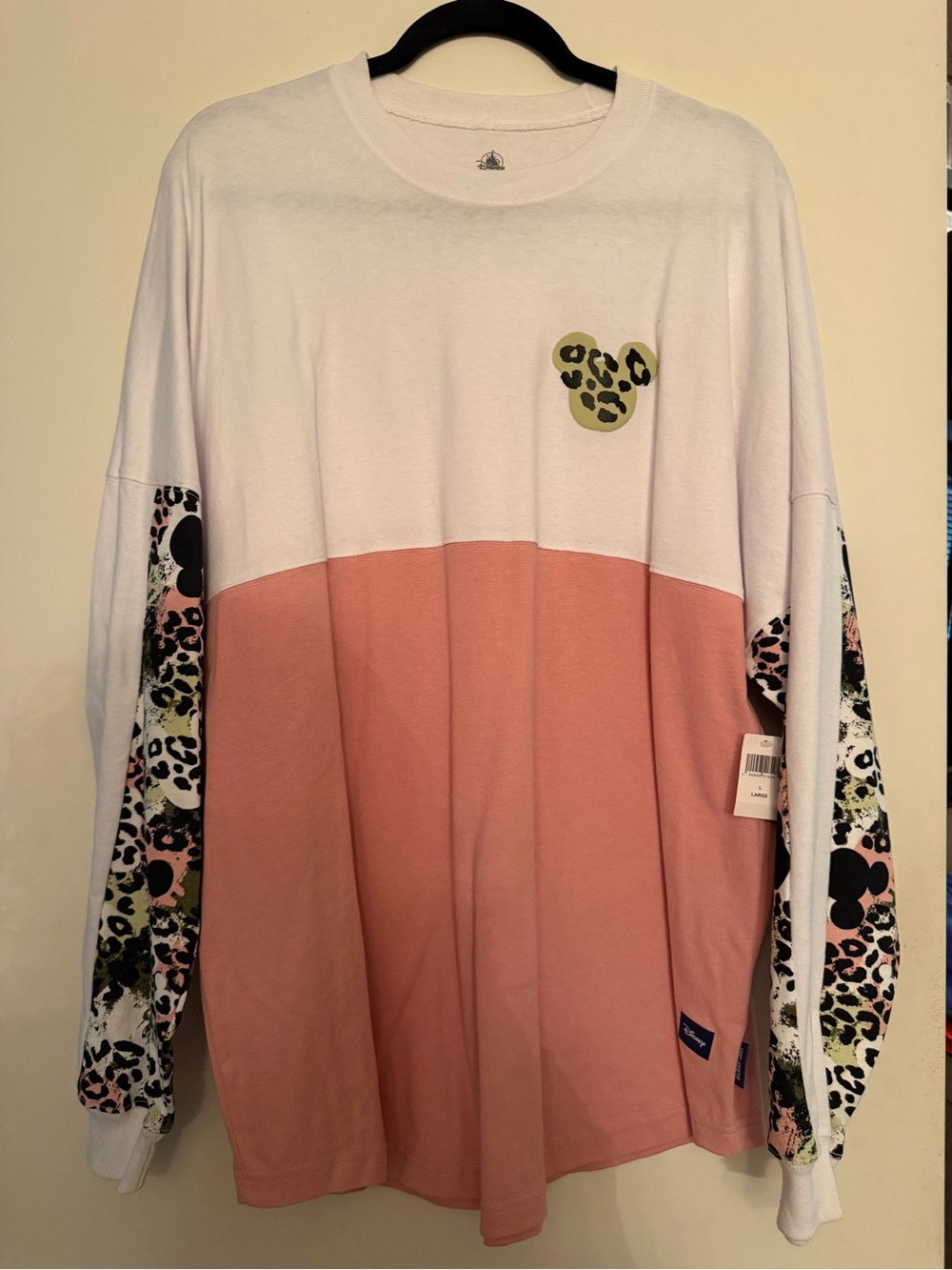 Disney Animal kingdom spirit jersey new size L